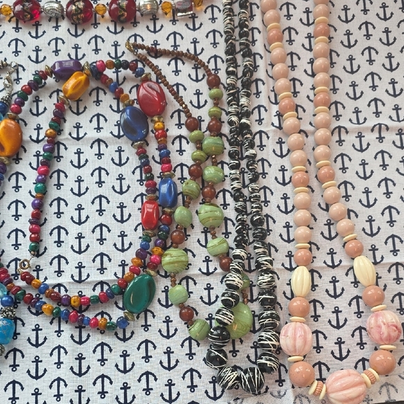 Colorful Beaded Necklace Set - Picture 6 of 7